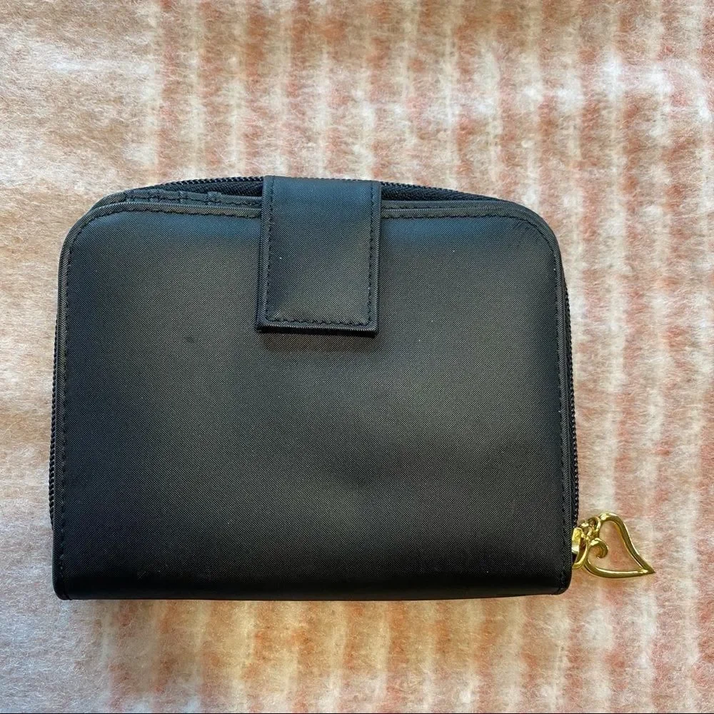 Victoria’s Secret Black Nylon Zip Around Wallet - Picture 3 of 9